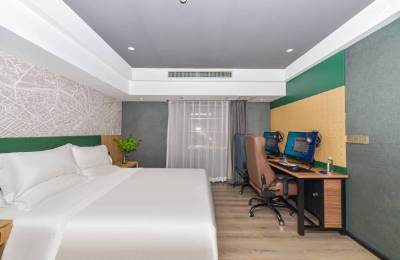 酒店收入和运营成本的计算