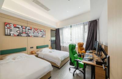 转型酒店和公寓的华远地产，有无“空壳”风险？