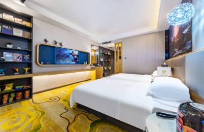 开店狂飙，盈利却滑坡：全球最大酒店巨头急了？