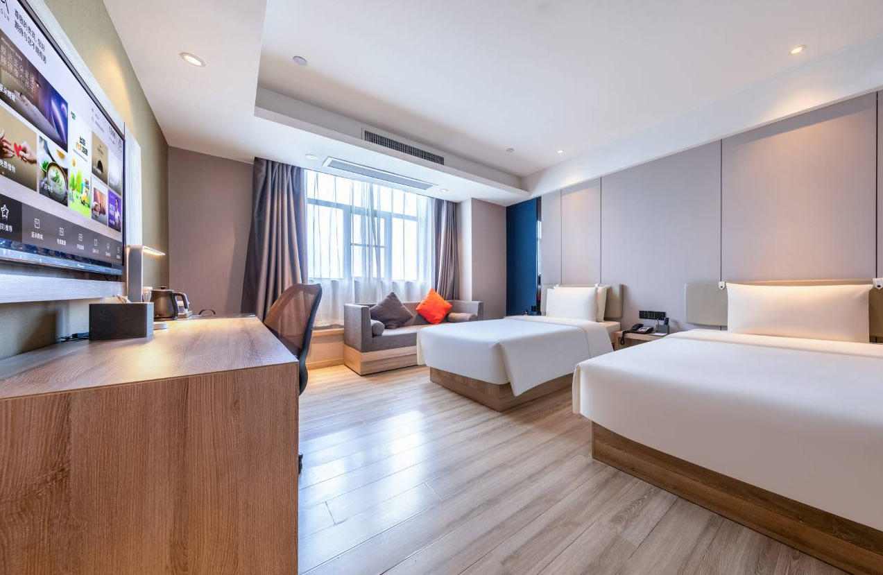 uploads/0901/175671108173704430.jpg 亚朵.jpg